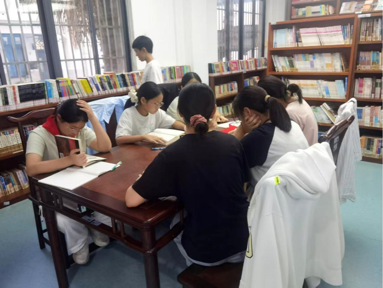 阅读：遇见比世界更辽阔的自己...