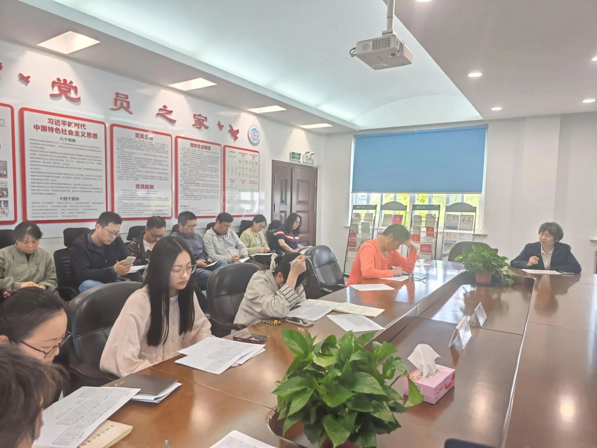循证析得失 聚力谋新篇——初一...