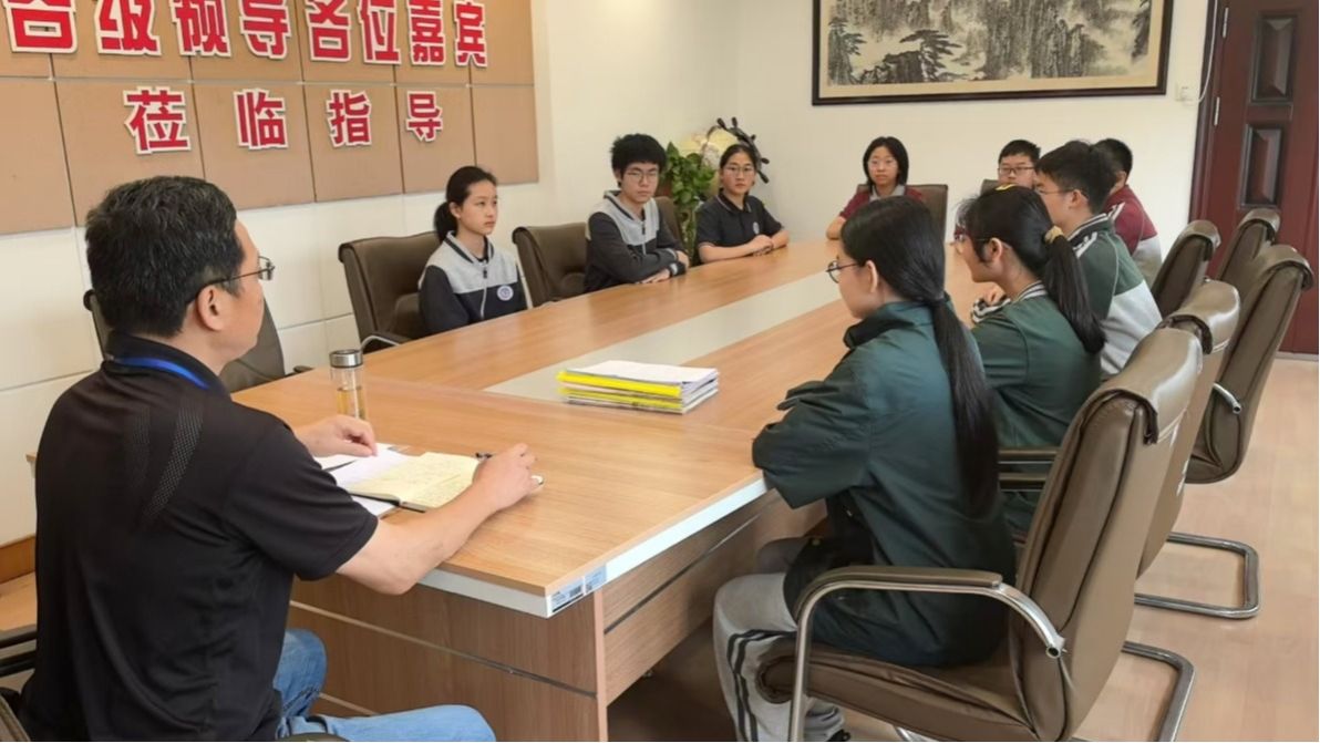 责任督学来校督导：聚焦专项问题，优化学校管理